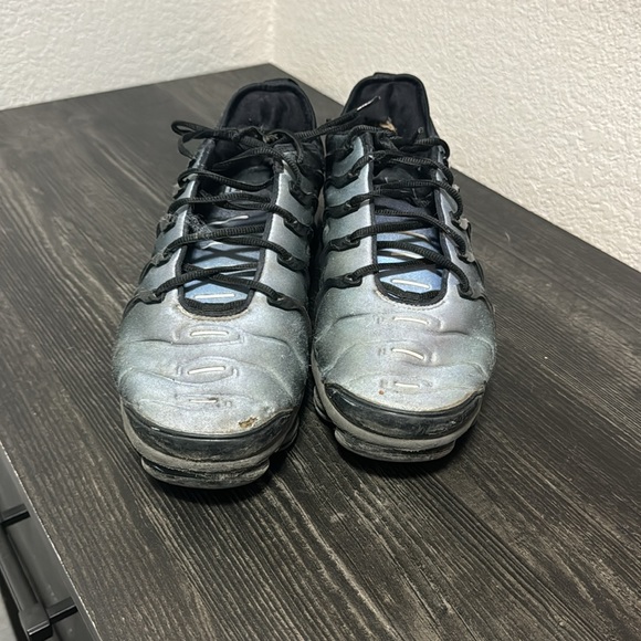 Vapor maxes, nike all black size 10.5 - Picture 2 of 4